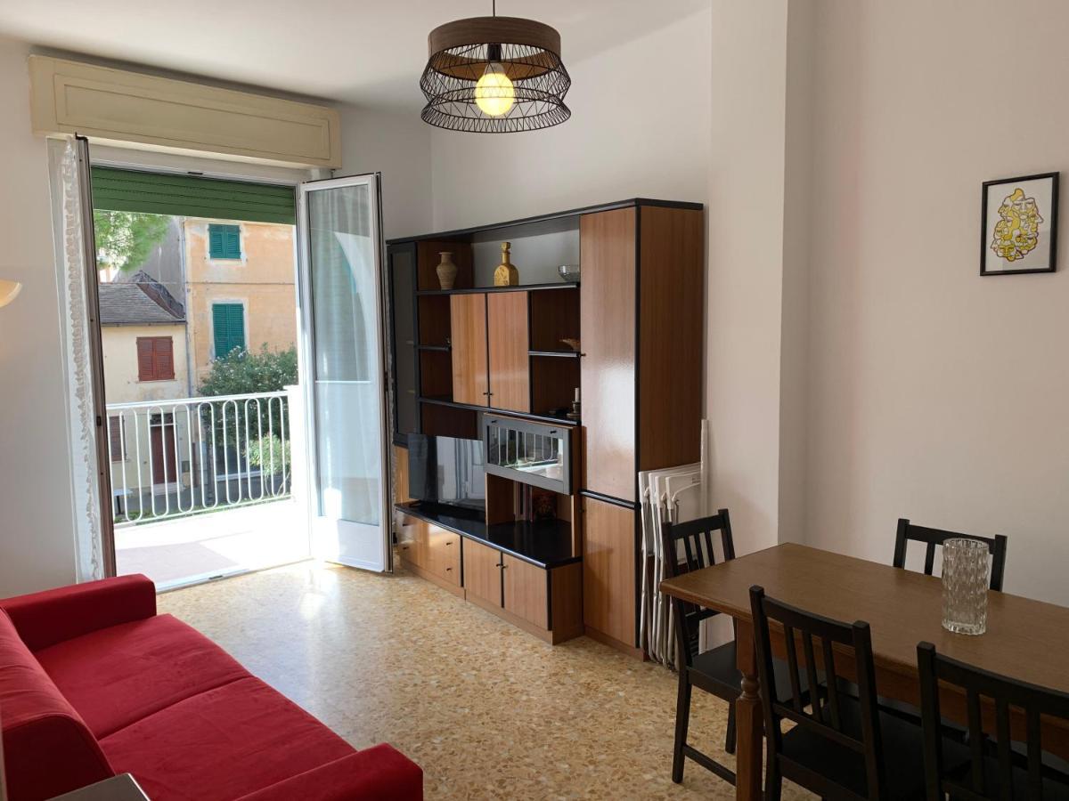 Casa Bianca 2 - Confortevole In Centro A Moneglia Exterior photo